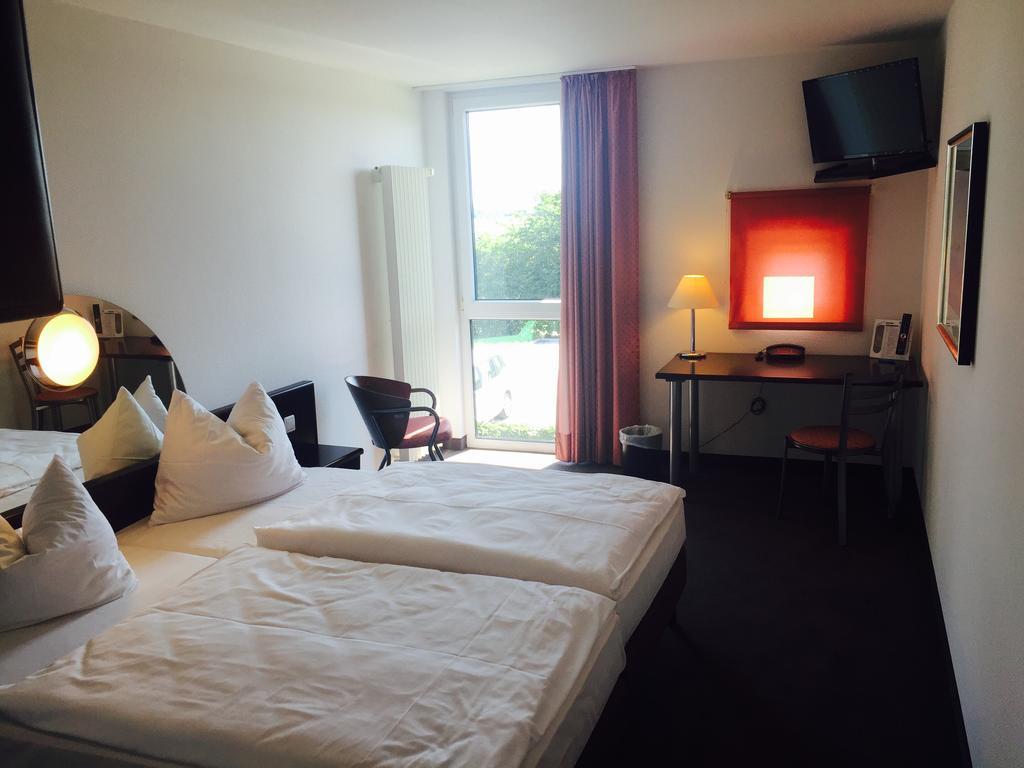Ak 1 Hotel Ducherow Ngoại thất bức ảnh
