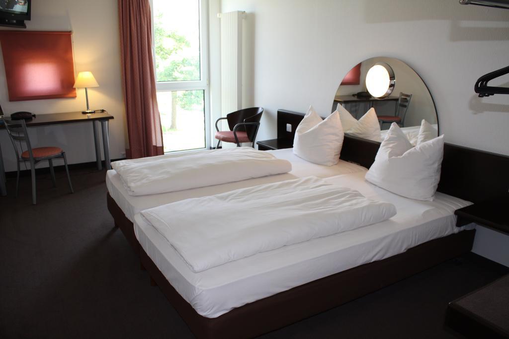 Ak 1 Hotel Ducherow Ngoại thất bức ảnh